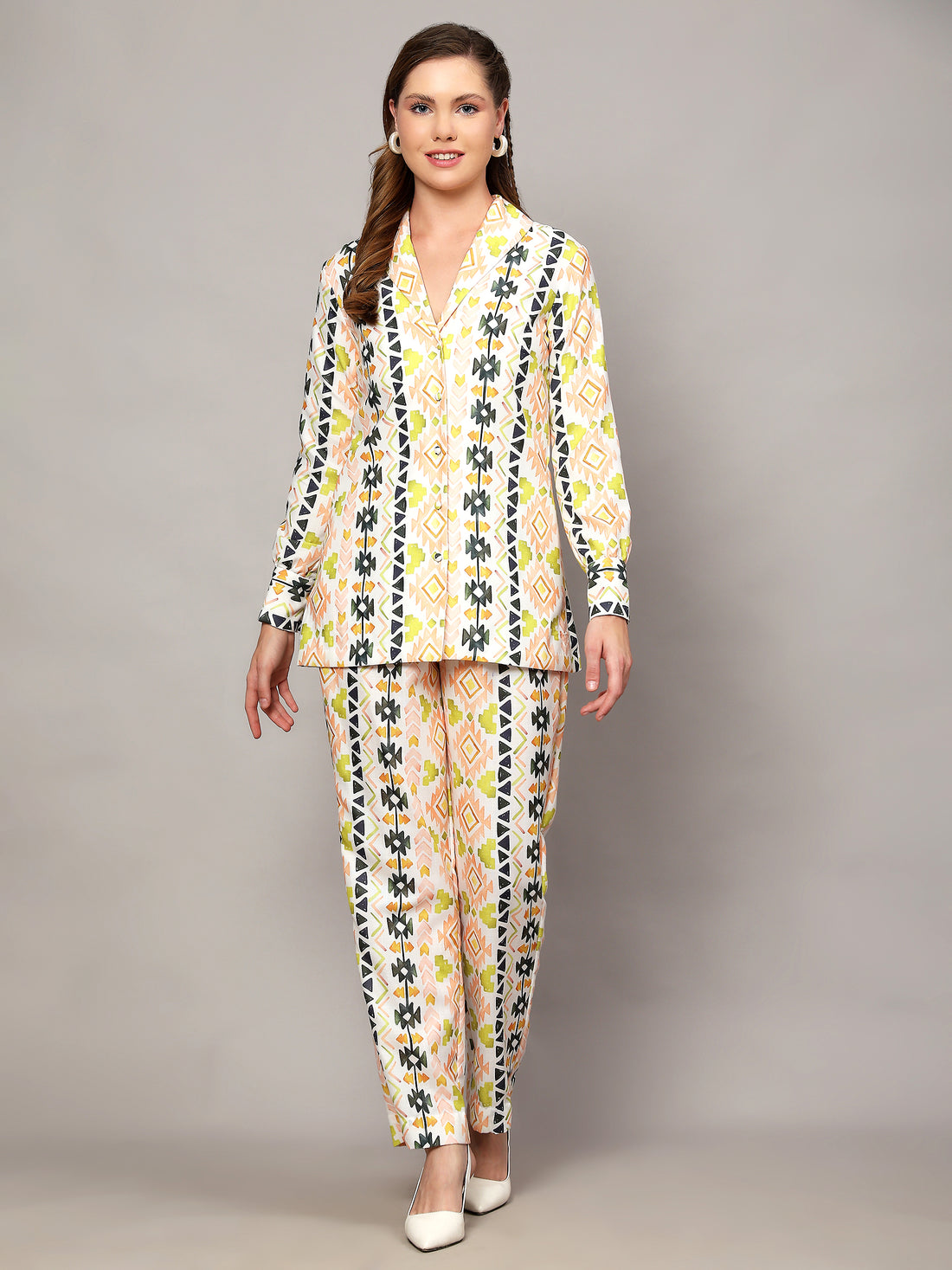 Linen Co-Ord Set in 
Peachy Vibes Abstract Print Blazer Style