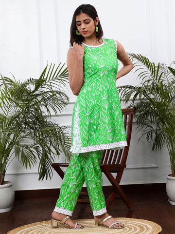 GREEN FLORAL 2 PIECE KURTA SET