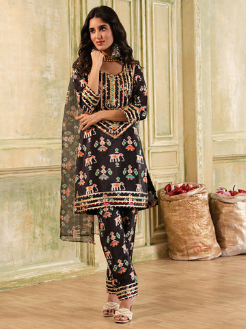 Proper Patola Black Silk Suit set