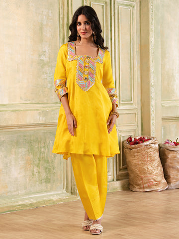 Sunhera Phool Yellow Silk A-line Suit Set