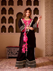 Aayna Black Silk Hand Embroidered Kurta Set