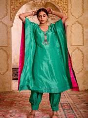 Samragi Emerald Green Silk Hand Embroidered Kaftan Set