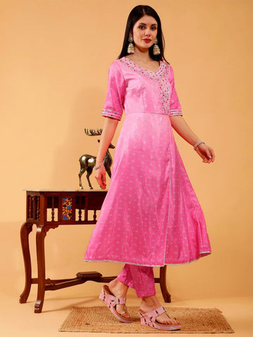 Chetna Ombre Pink Bandhani Hand Embroidered 3 Piece Suit Set